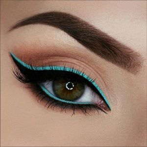 MARY KAY BOLD FLUID EYELINER IN REAL TEAL